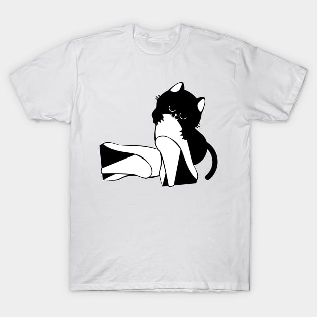 Black kitten loves new shoes T-Shirt by AnnArtshock